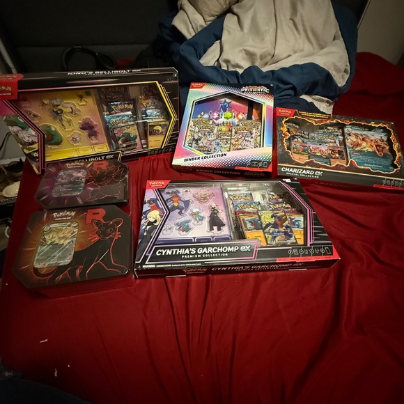 Pokemon Super Lot - Picture 8 of 12